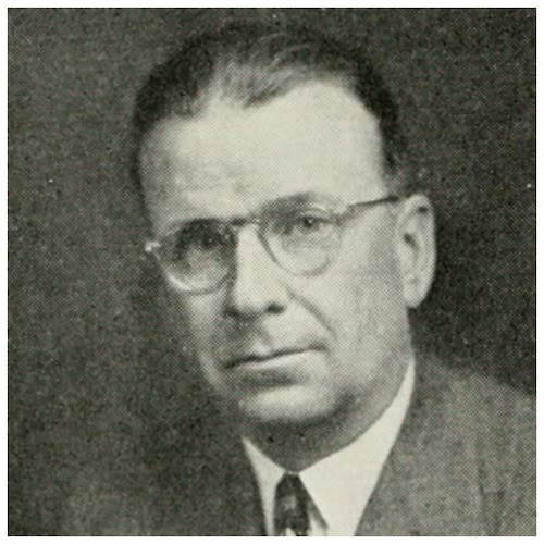 Portrait of Mervin J. Kelly in a suit, photographed for Bell Telephone Magazine. (Bell Telephone Magazine)